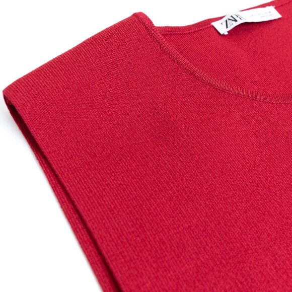 Zara Red Knit Vest Sleeveless Top Gold Side Buttons Large NEW - Picture 8 of 13